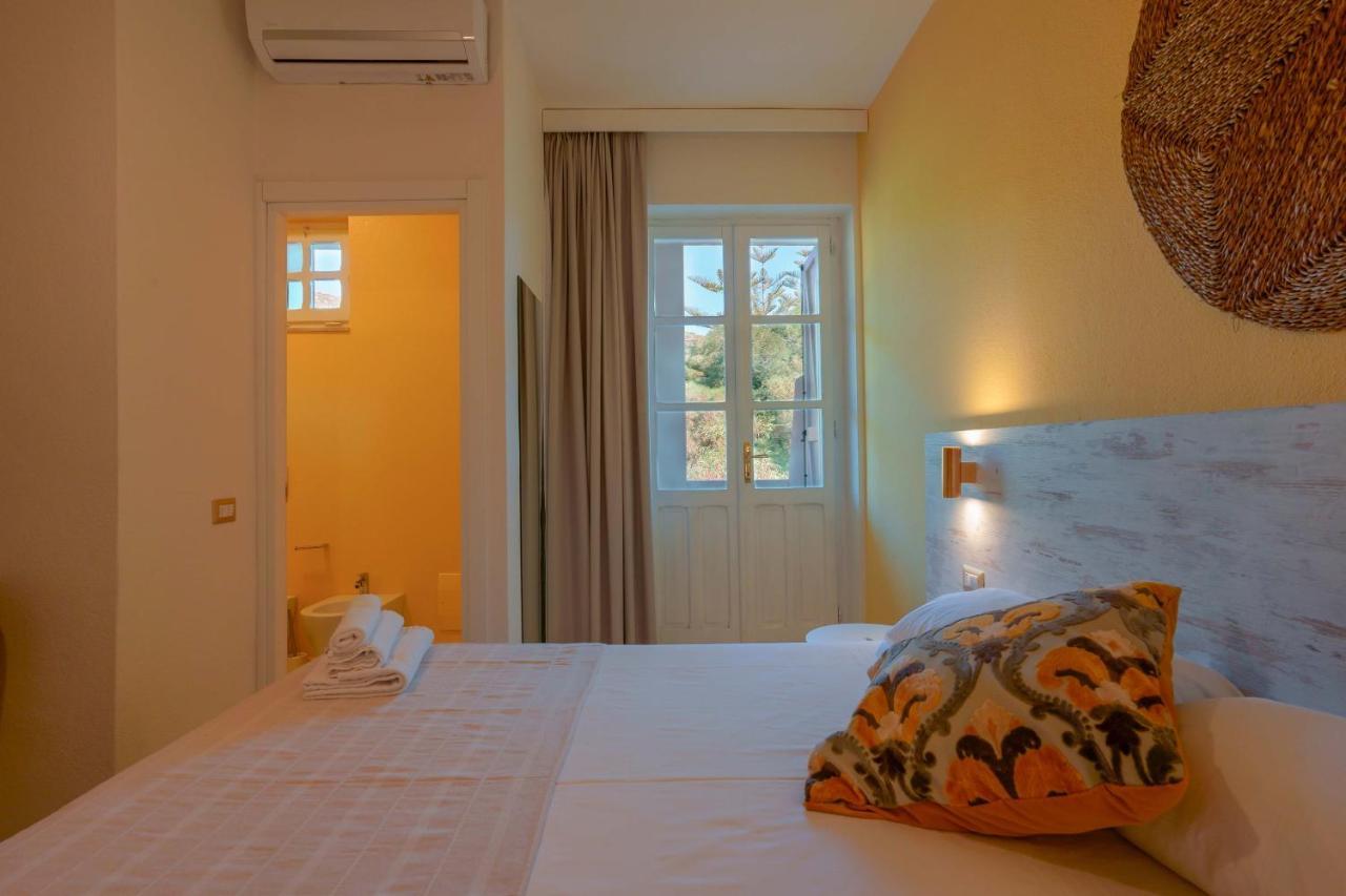 Hotel Maison Del Sole Terra Mala Exteriör bild